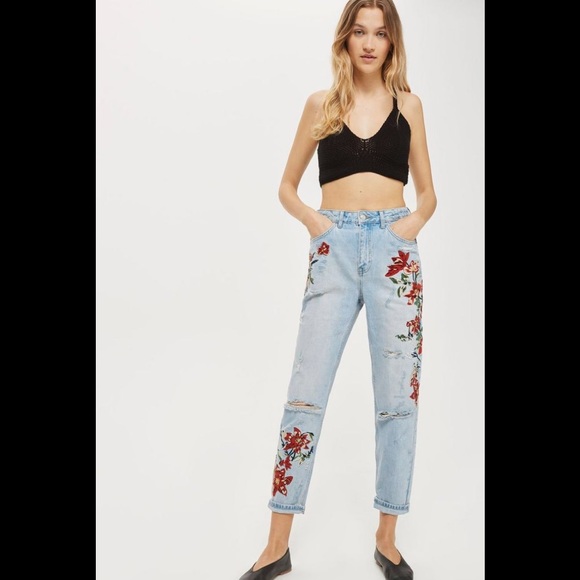 Topshop Denim - TOPSHOP Moto floral Embroidered Mom Jeans